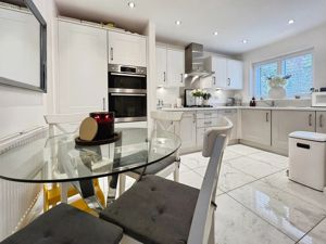 Photo 18- click for photo gallery